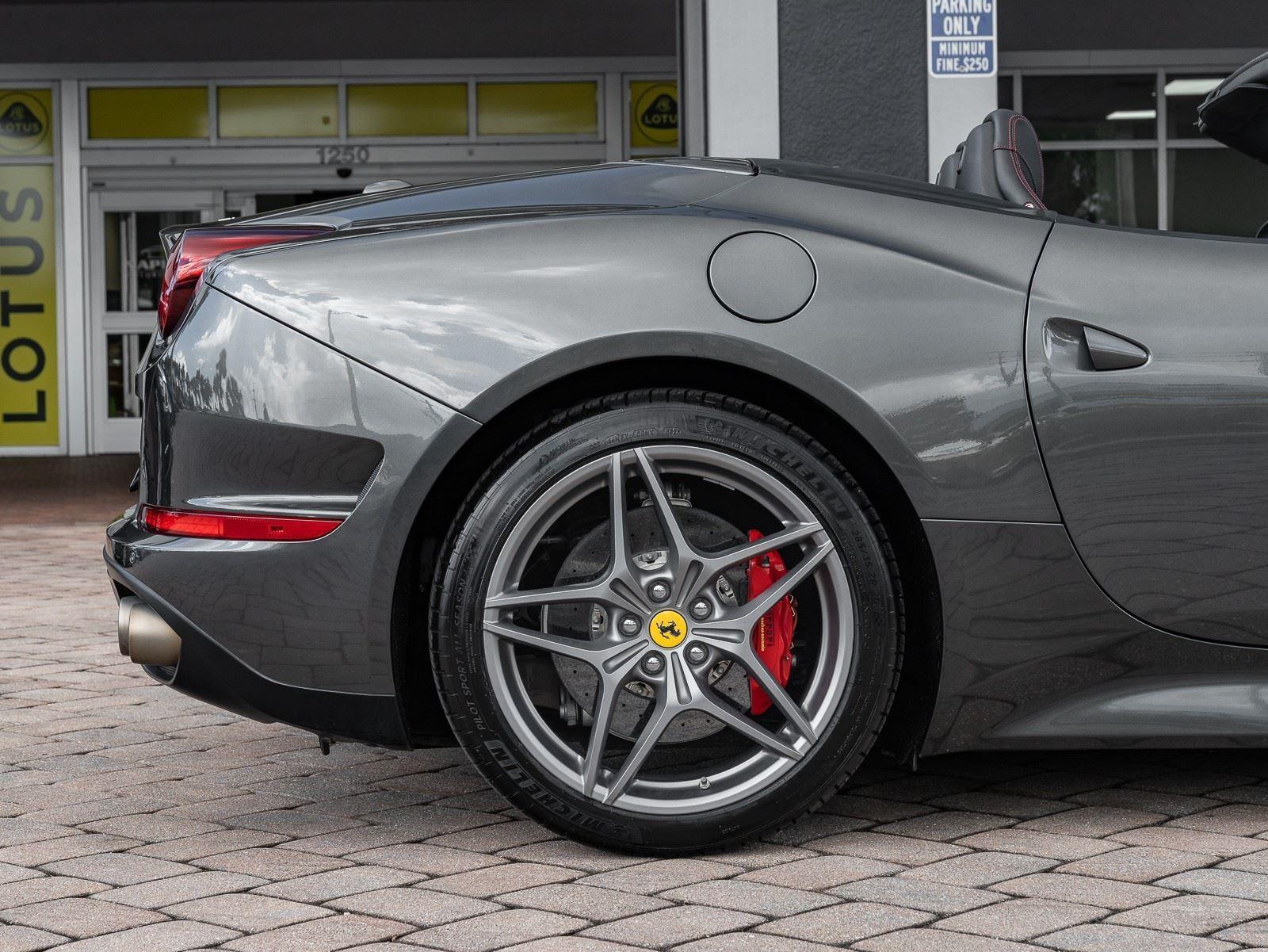 Used 2015 Ferrari California 