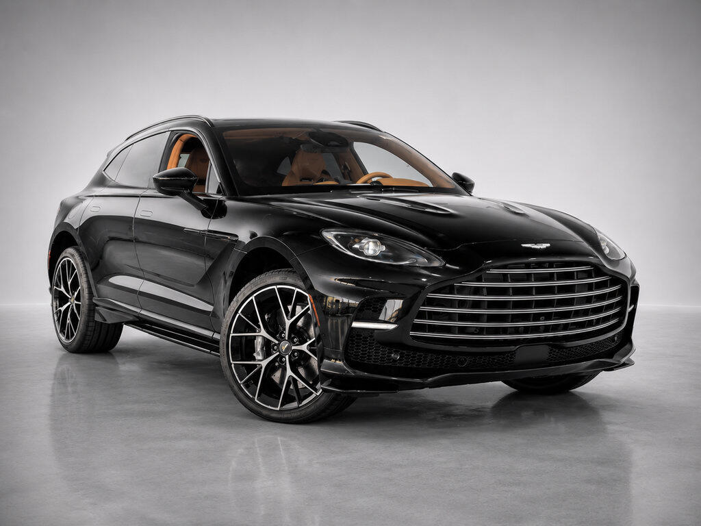 2026 Aston Martin DBX