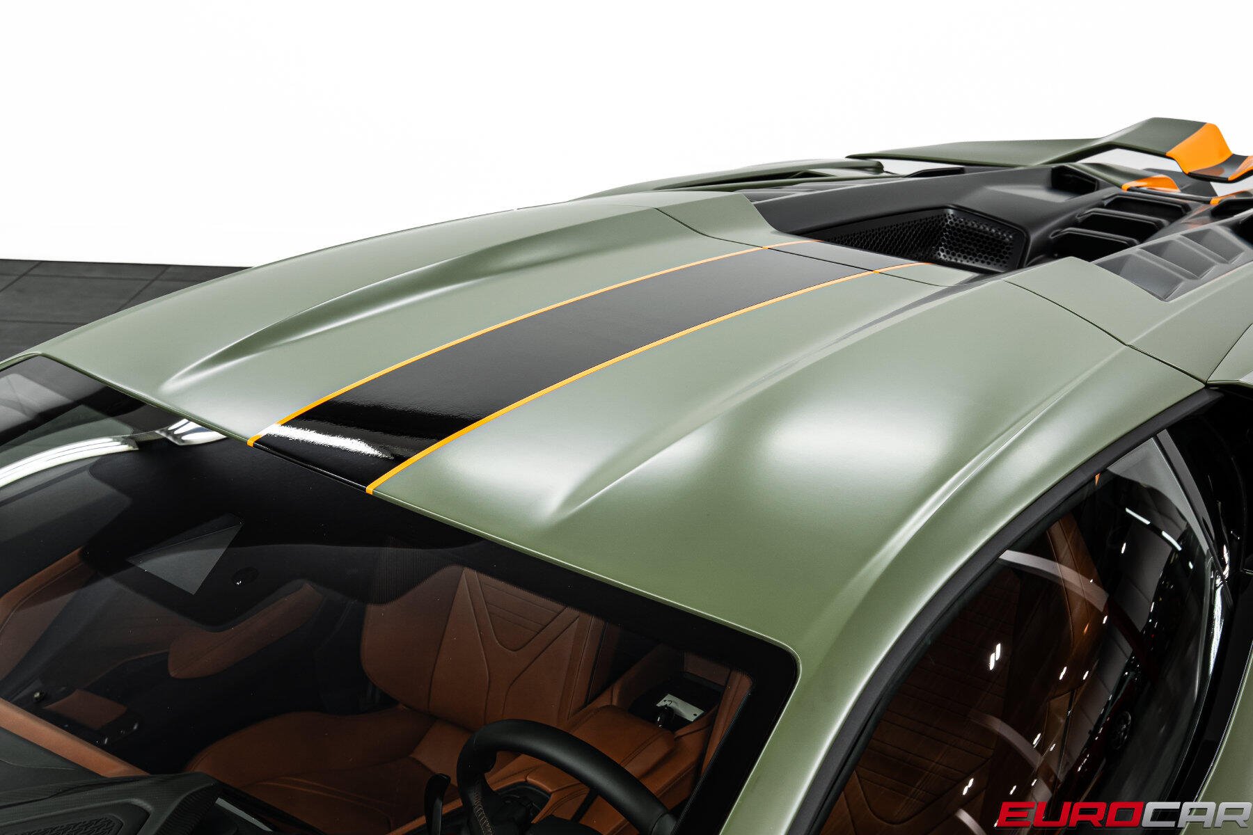 2025 Lamborghini Revuelto *SPECIAL FACTORY PAINT * RARE INTERIOR COLOR*Image 16