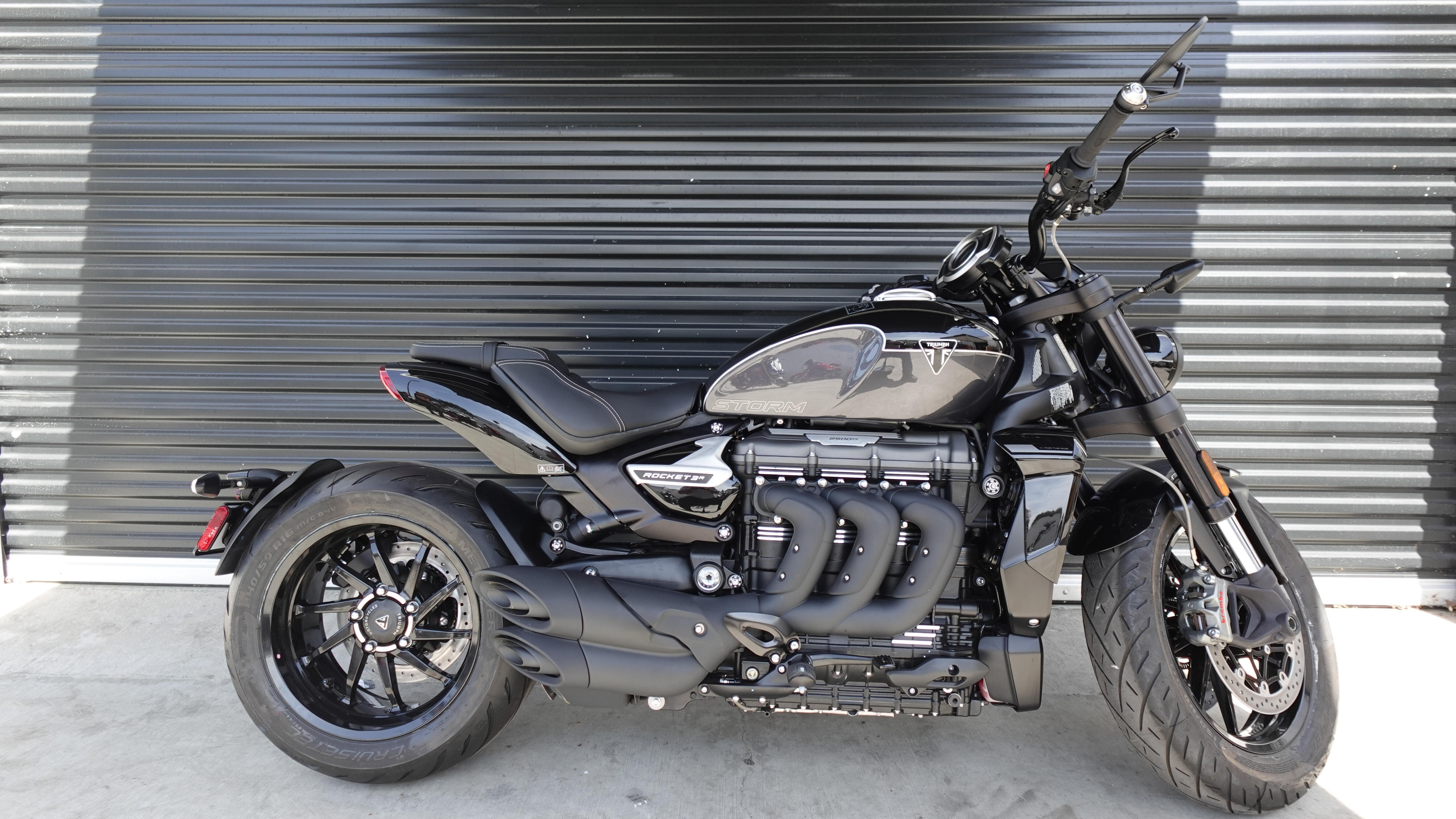 2025 Triumph Rocket 3 Storm R