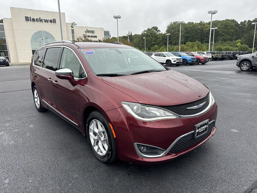 2020 Chrysler Pacifica Limited FWD