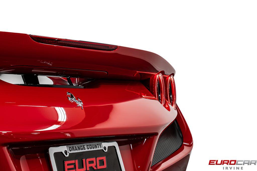 2021 Ferrari F8 Tributo *CARBON STEERING WHEEL * FULL ELECTRIC SEATS*Image 23