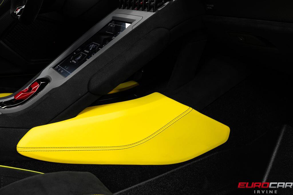 2022 Lamborghini Huracan STO *HUGE CARBON OPTIONS * FRONT LIFT*Image 39