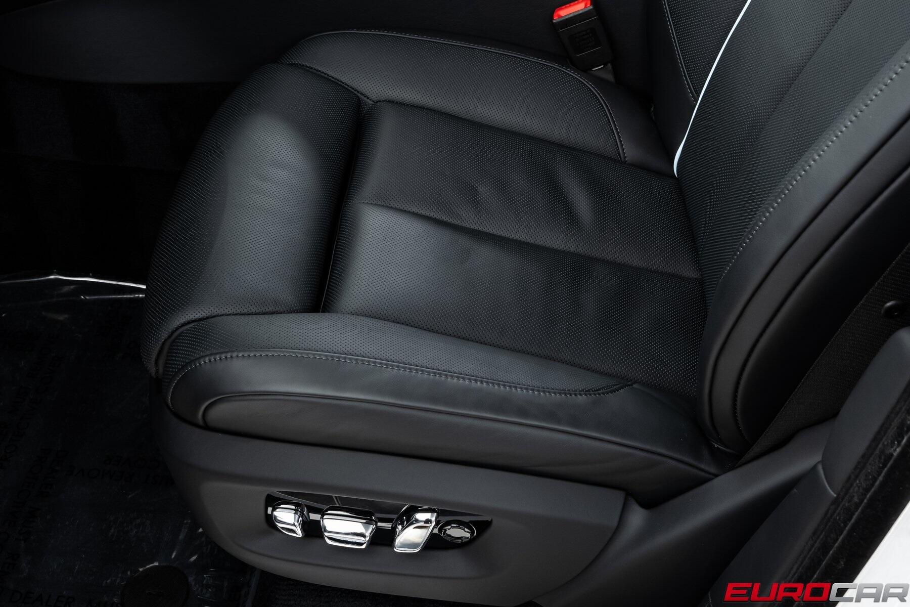 Used 2024 Rolls-Royce Cullinan *BESPOKE INTERIOR * SHOOTING STAR HEADLINER*Image 39