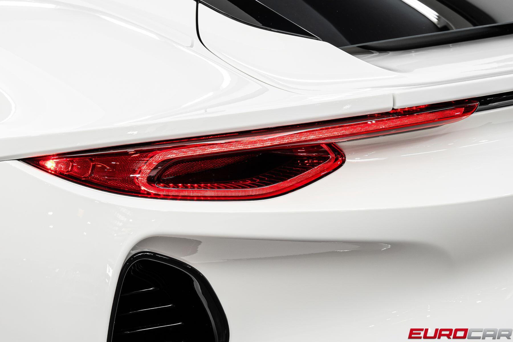 2026 Lotus Emira - Photo 21