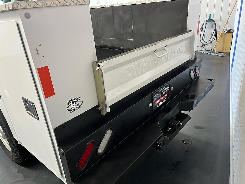 2019 Ford F-350 Super Duty Chassis Cab XL - Photo 11