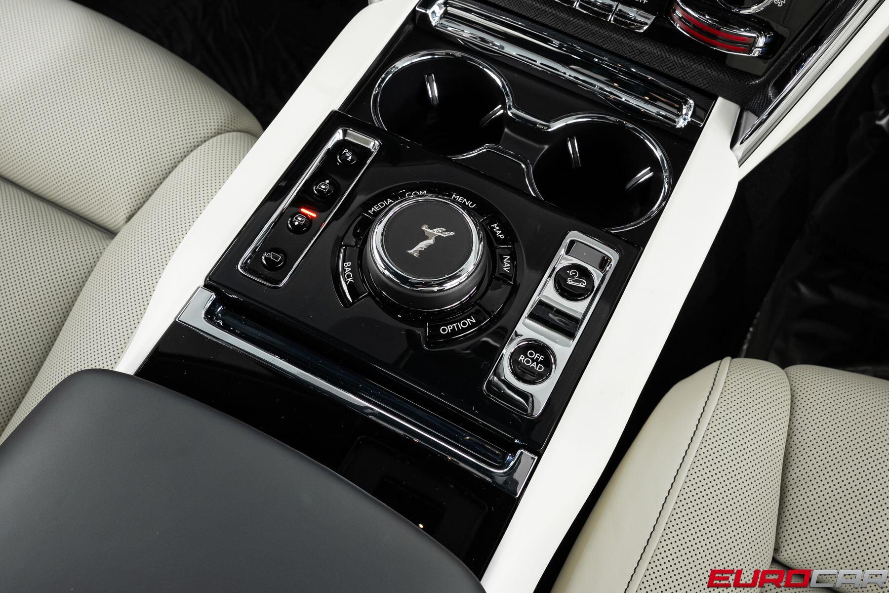 2022 Rolls-Royce Cullinan *REAR THEATER * SHOOTING STAR HEADLINER*Image 32