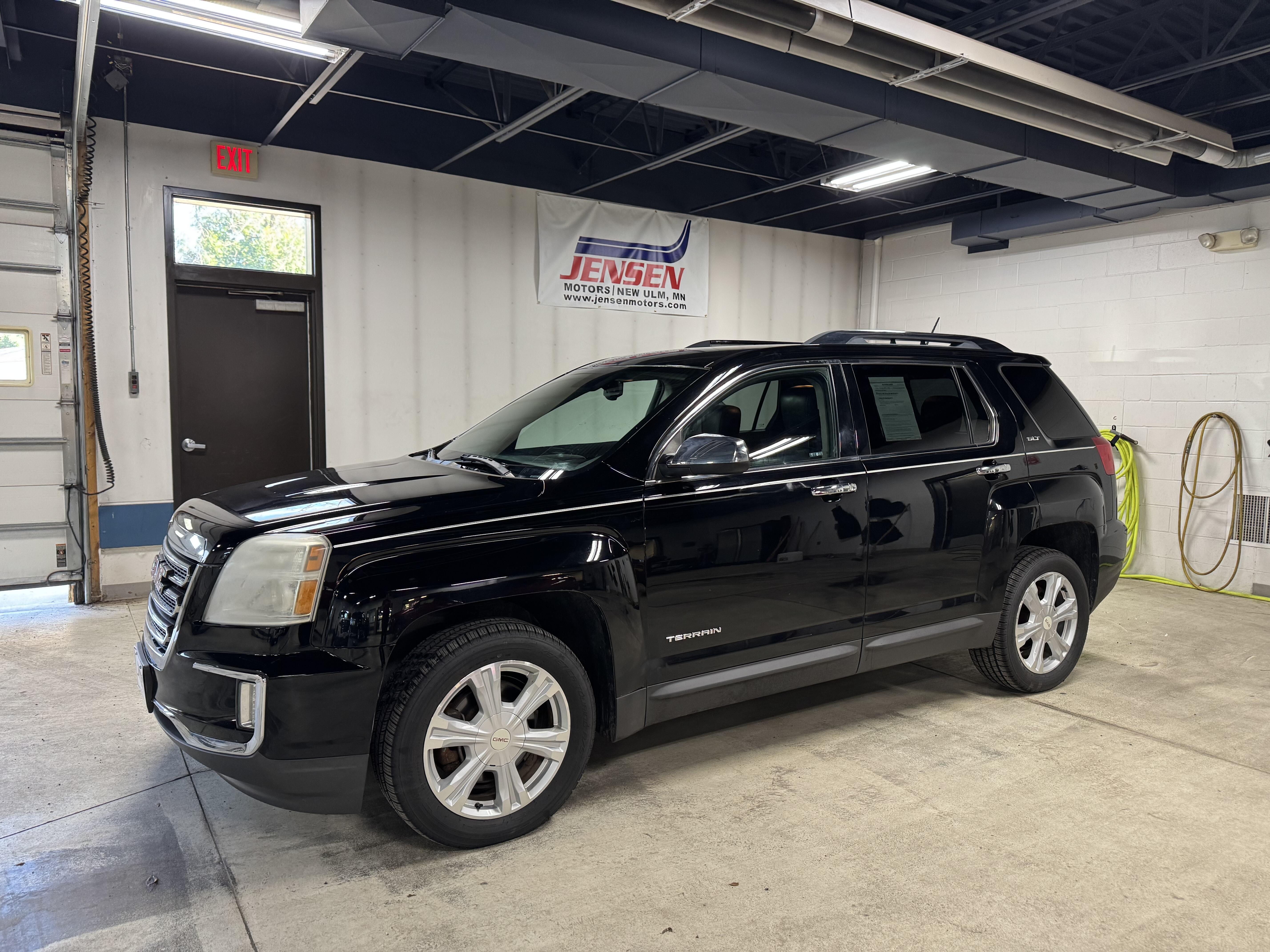 Used 2016 GMC Terrain SLT with VIN 2GKFLUE34G6170248 for sale in New Ulm, Minnesota