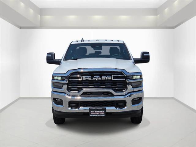 2026 RAM 3500 Chassis 3500 Tradesman Crew Cab Chassis 4x4 60' Ca