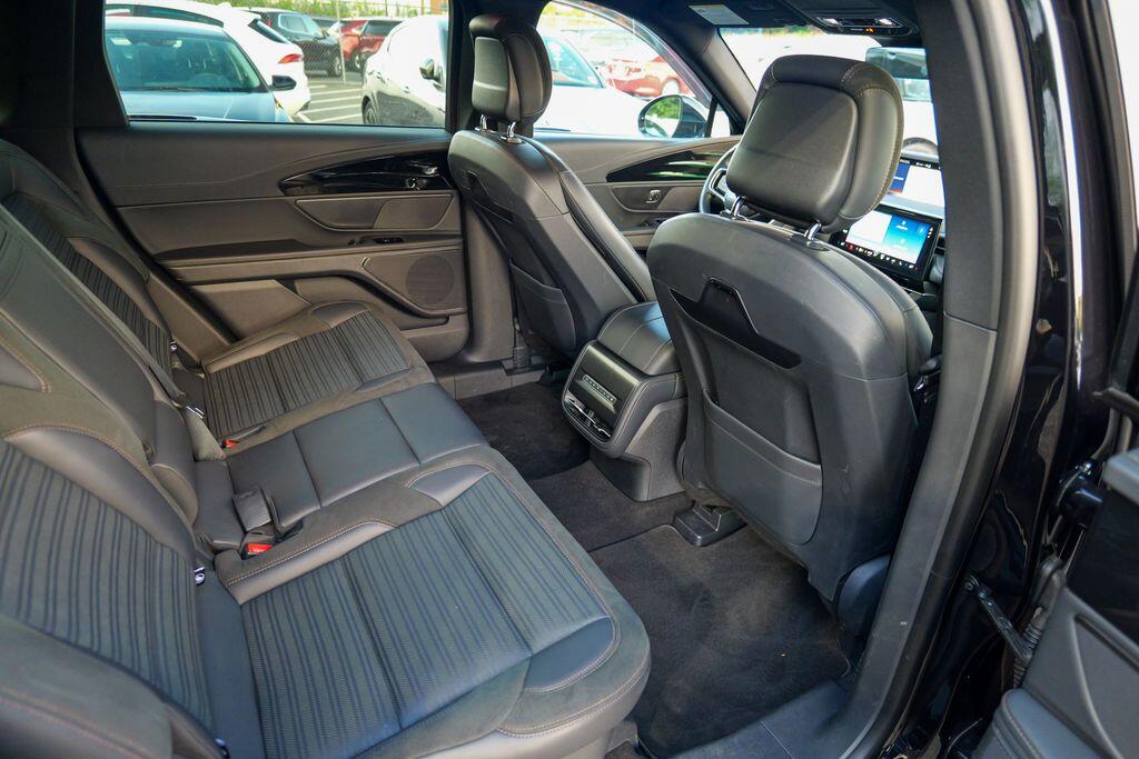 Photo 30