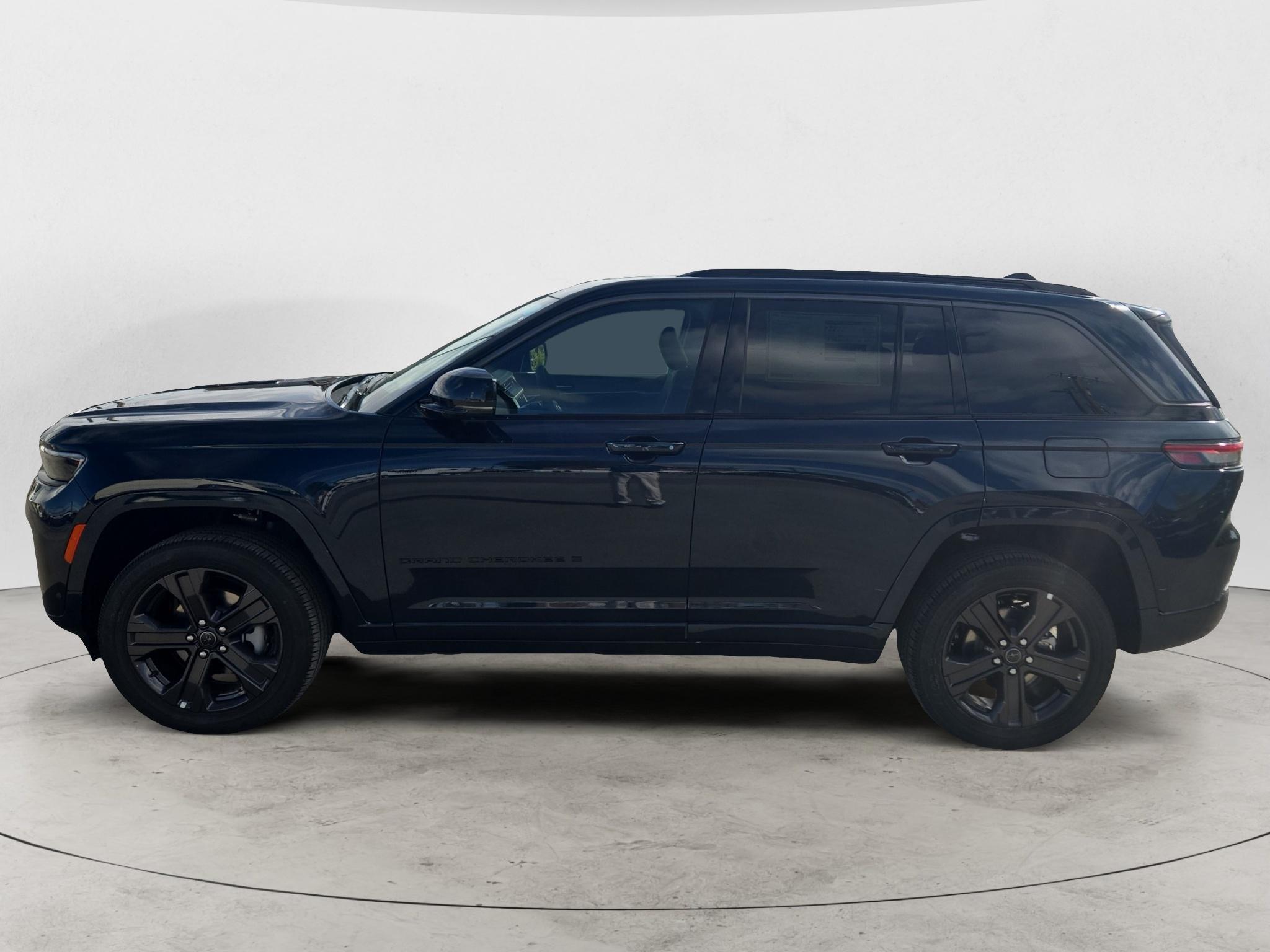 2027 Jeep Grand Cherokee Limited Reserve