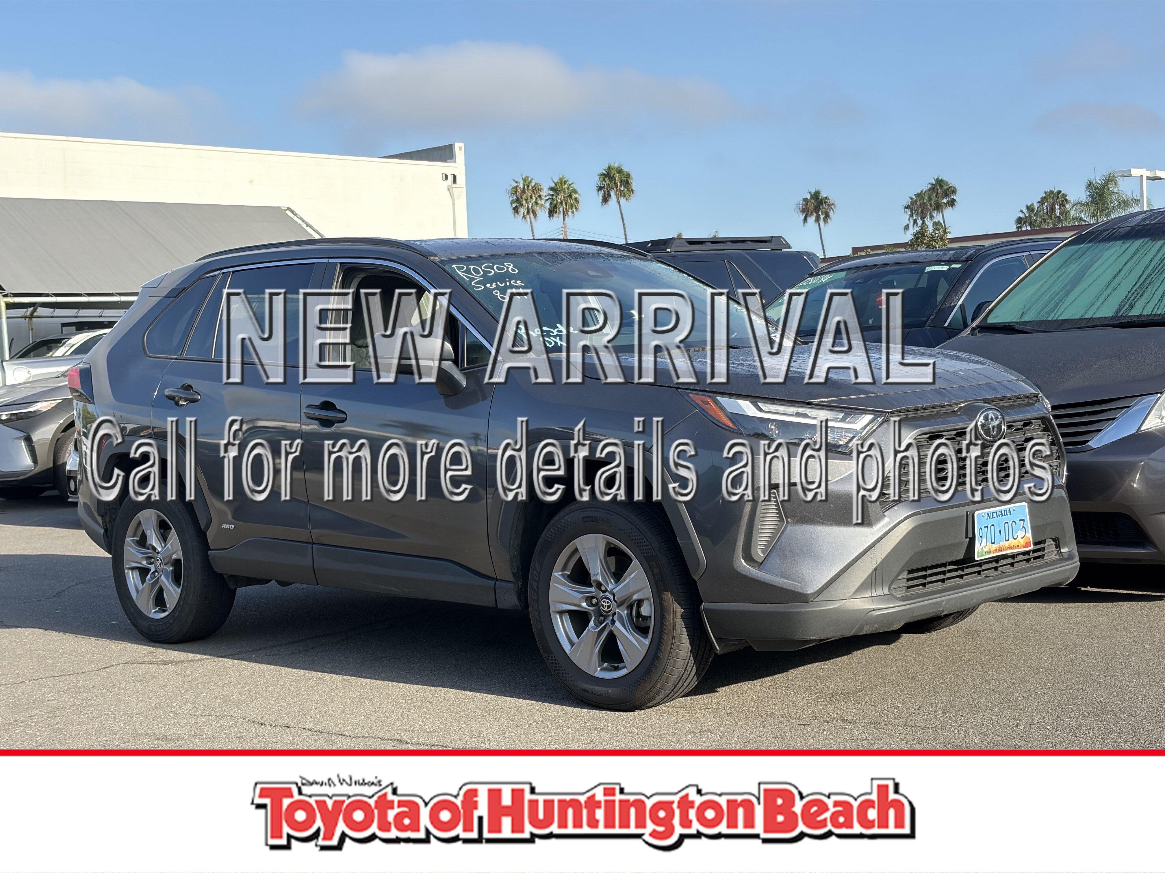 2025 Toyota RAV4 Hybrid LE