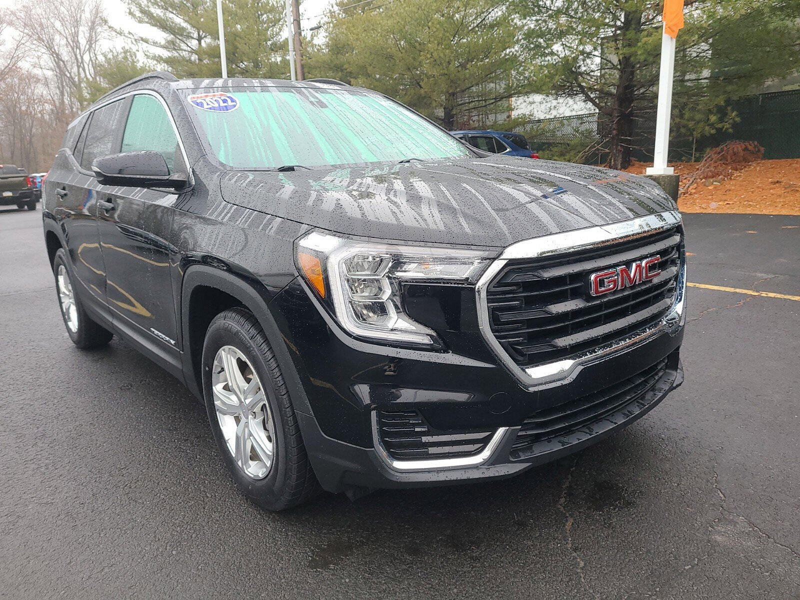 Used 2022 GMC Terrain SLE with VIN 3GKALTEV2NL150918 for sale in Tamaqua, PA