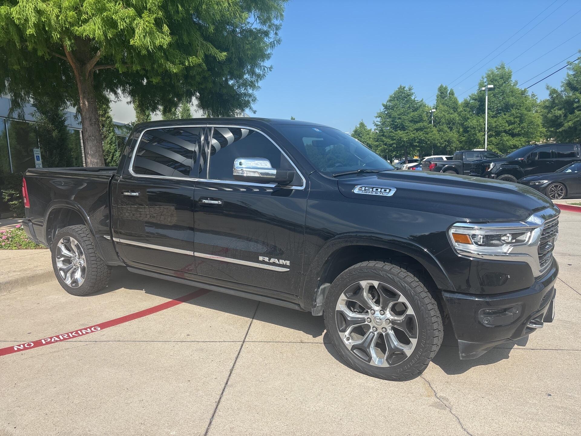 Used 2019 RAM Ram 1500 Pickup Limited with VIN 1C6SRFHT3KN626834 for sale in Carrollton, TX