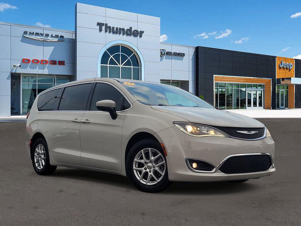 2017 Chrysler Pacifica Touring L