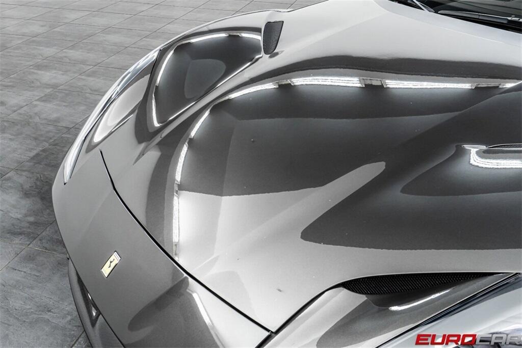Used 2019 Ferrari 812 Superfast *HISTORICAL PAINT * IMMACULATE CONDITION*Image 9
