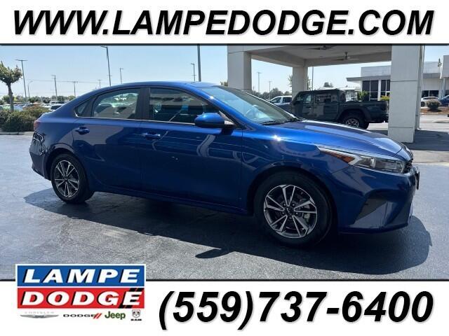 2023 Kia Forte LXS AT's photo