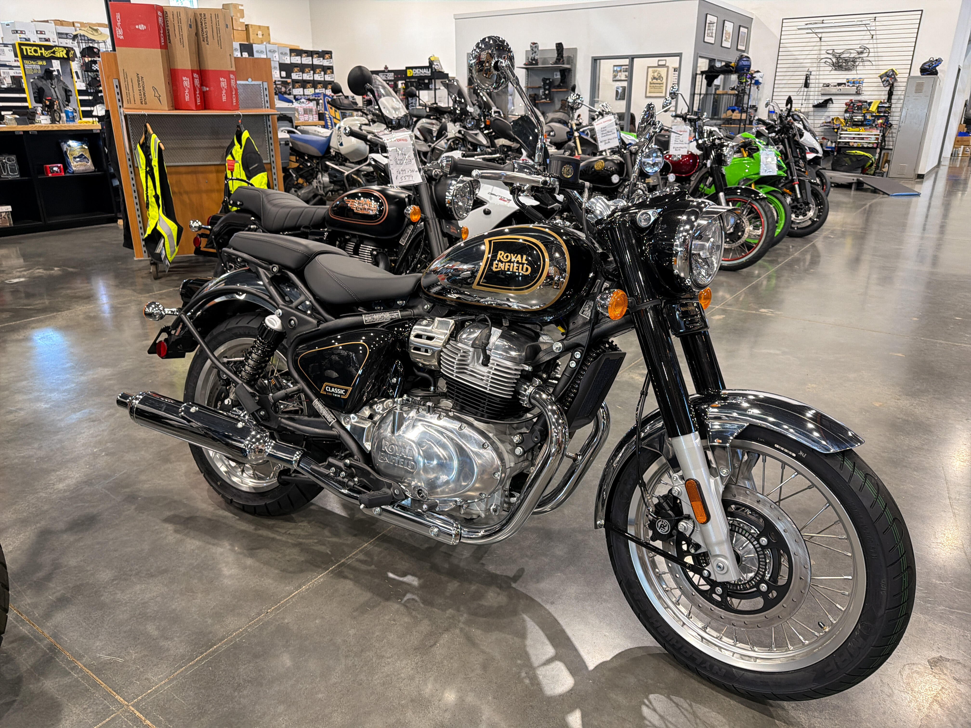 2026 Royal Enfield CLASSIC 650