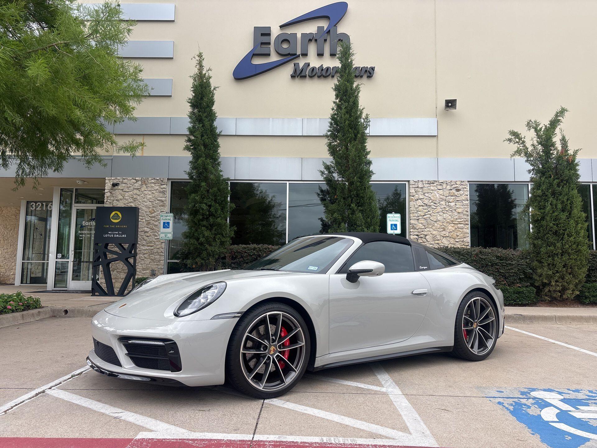 2022 Porsche 911 GTS