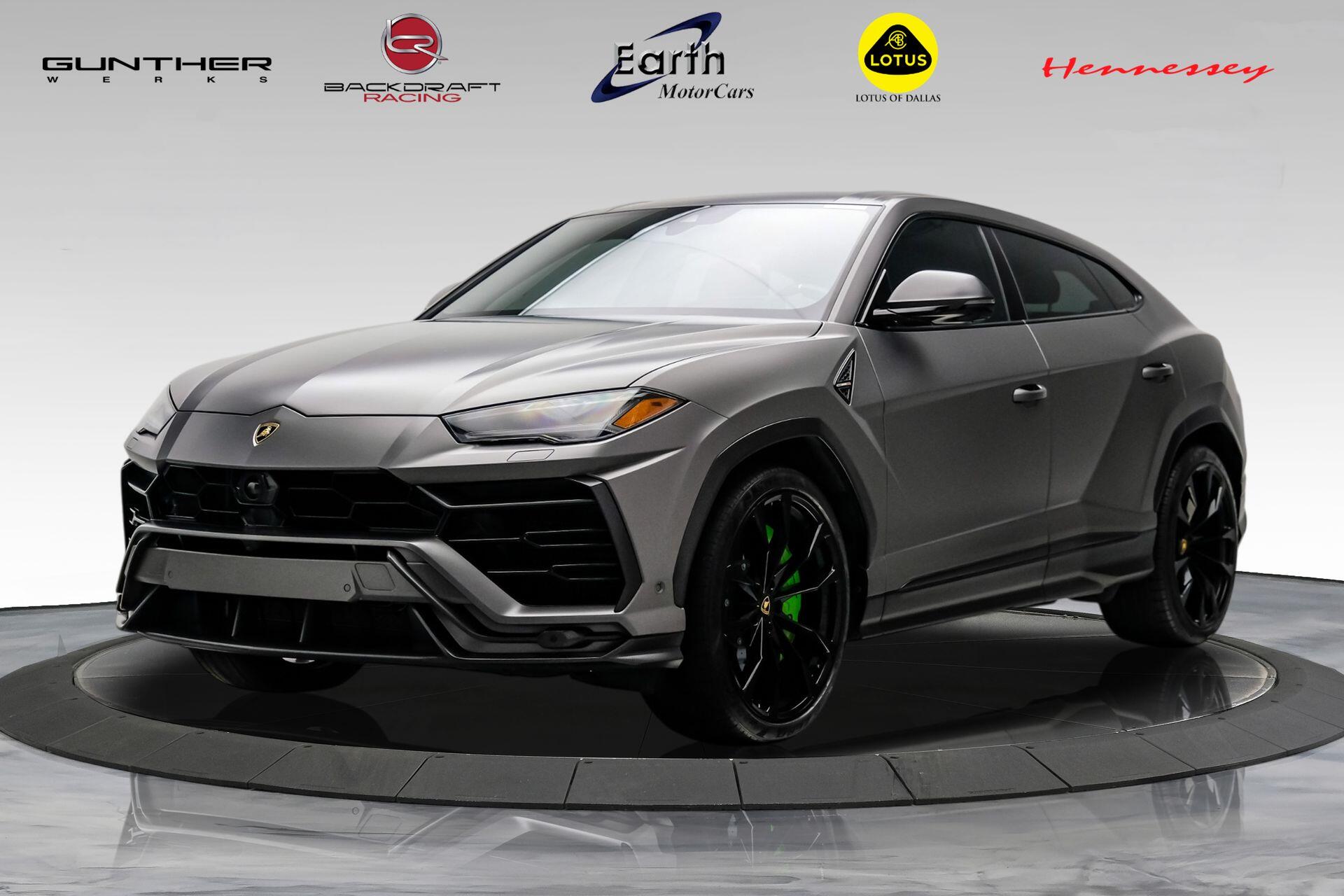 2022 Lamborghini Urus 4.0 V8 Graphite Capsule's photo