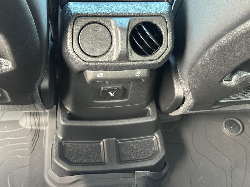 2026 Jeep Wrangler 4-Door Rubicon - Photo 12