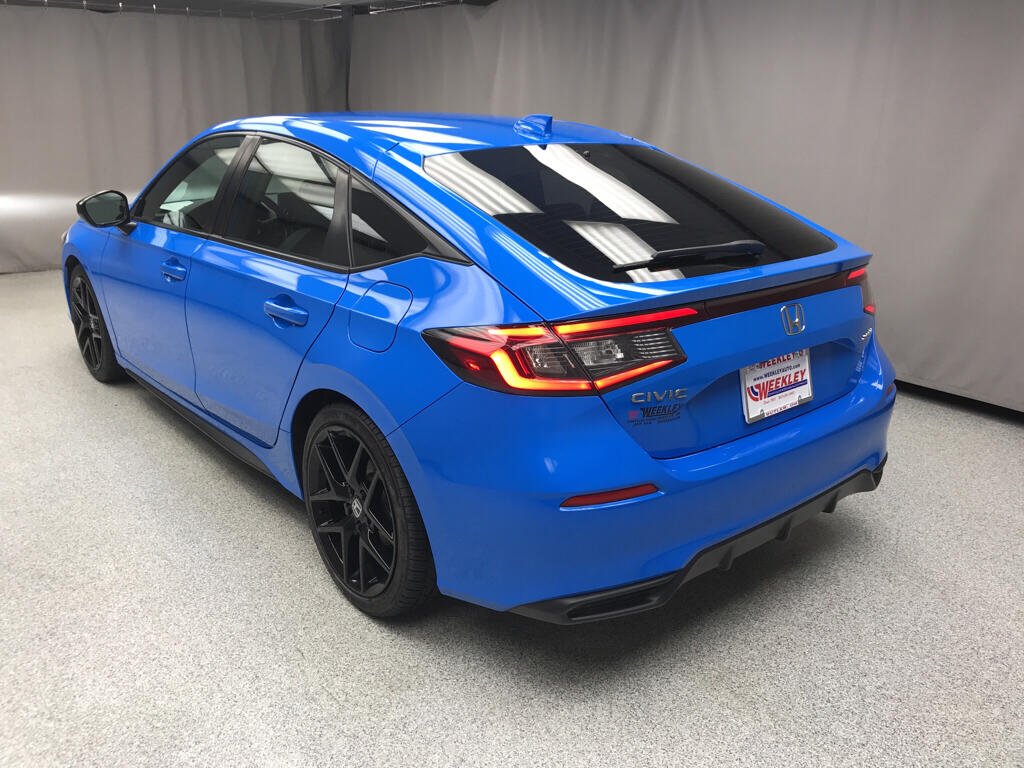 Used 2022 Honda Civic Hatchback Sport with VIN 19XFL2H88NE018235 for sale in Butler, OH