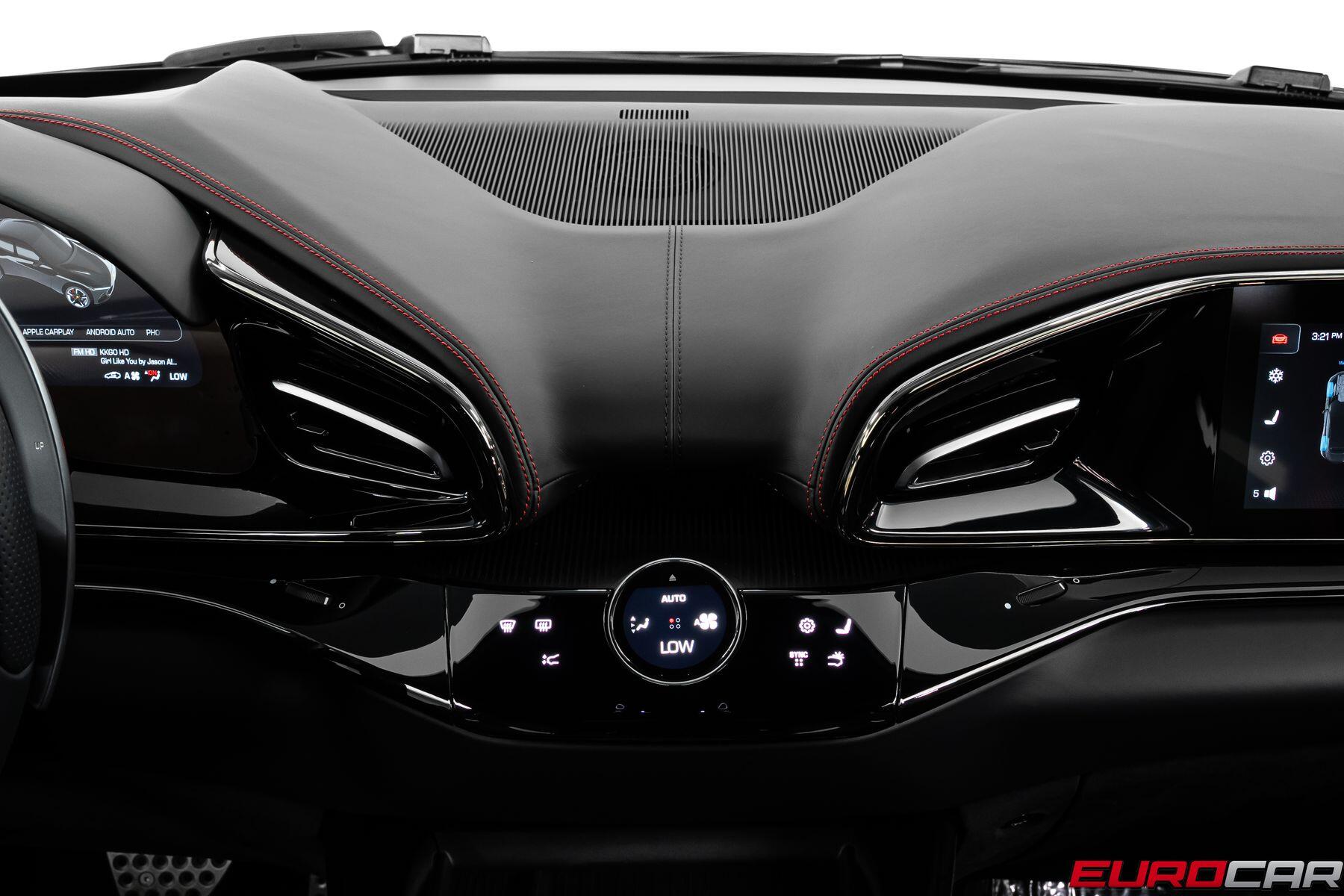2025 Ferrari Purosangue *HUGE CARBON EXTERIOR OPTIONS * PANORAMIC SUNROOF*Image 37