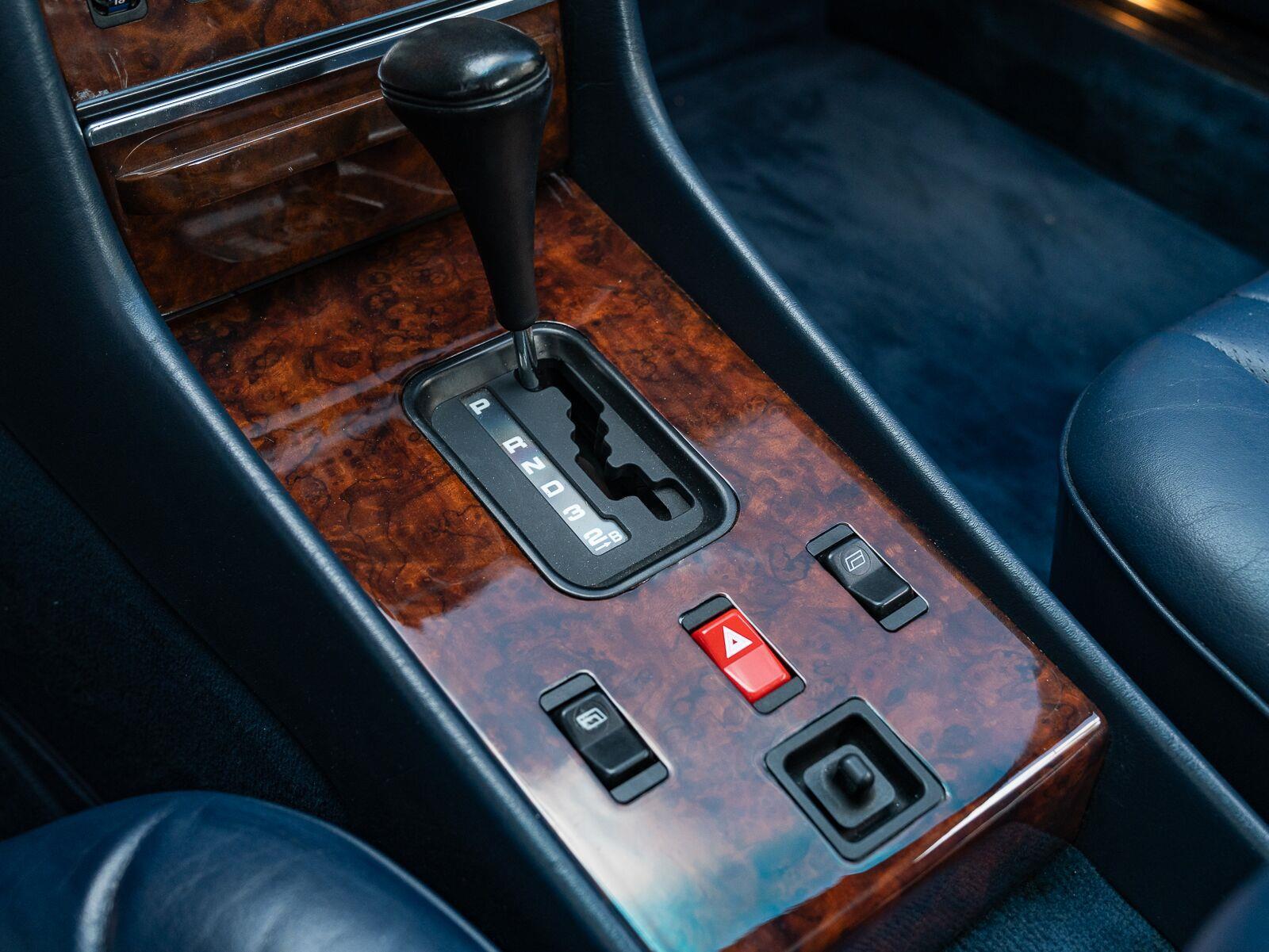 Used 1987 Mercedes-Benz 560 Series 560SL