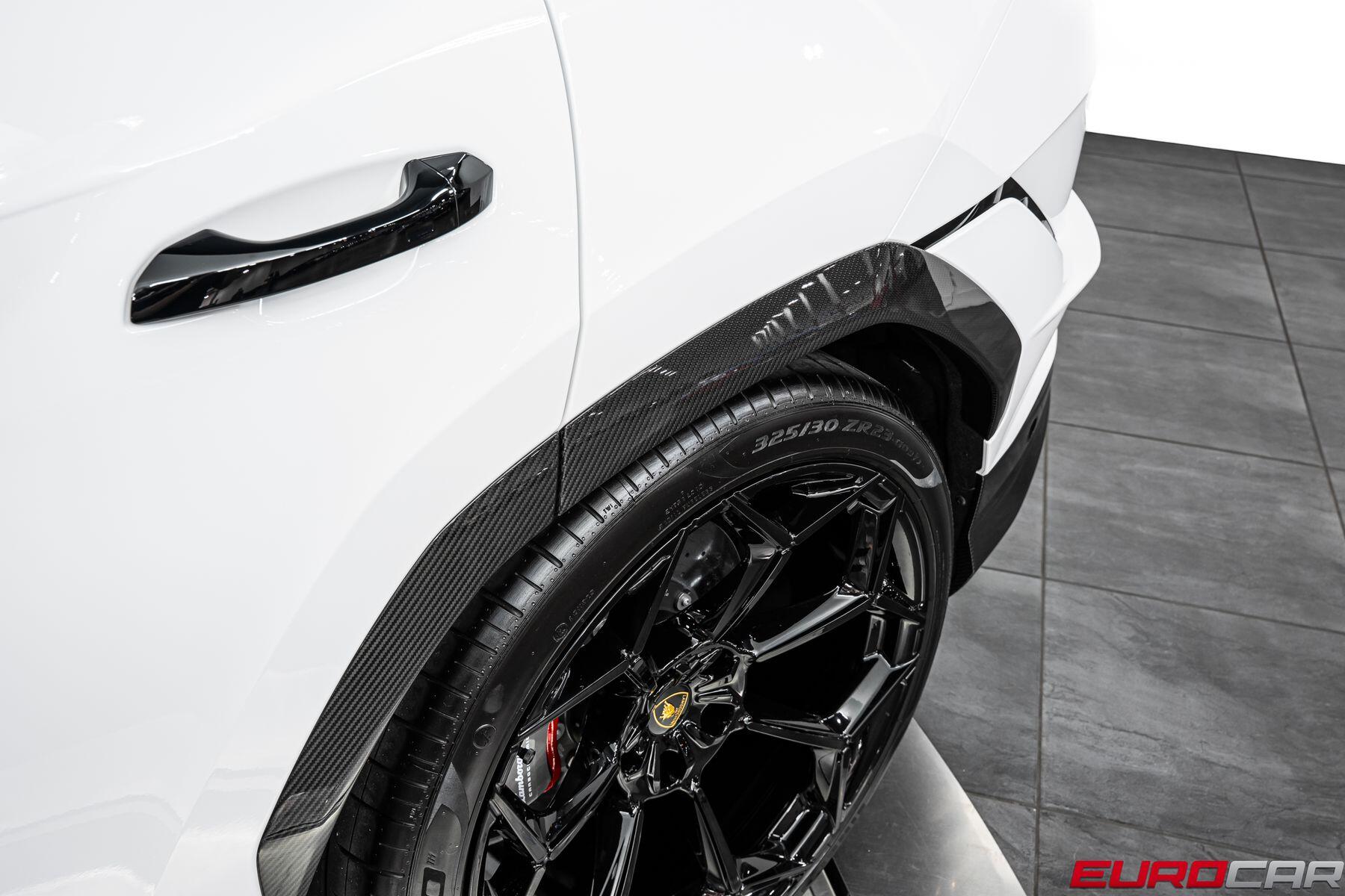 2024 Lamborghini Urus Performante *HUGE CARBON OPTIONS * PANORAMIC ROOF*Image 17