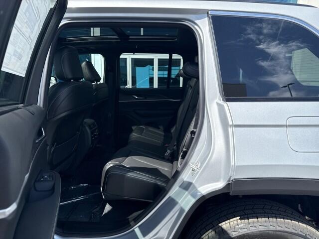 2025 Jeep Grand Cherokee Limited - Photo 14