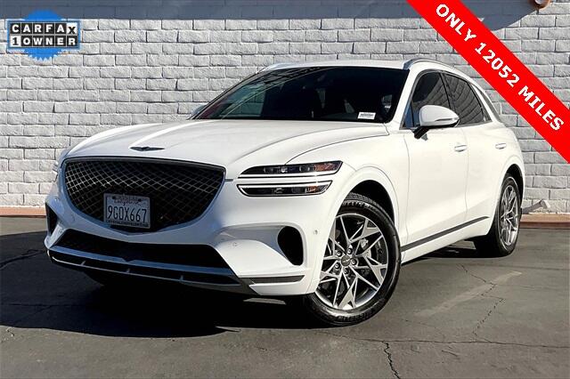 2023 GENESIS GV70 Standard's photo