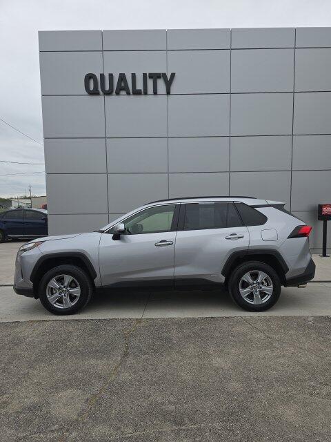 2025 Toyota RAV4 Hybrid LE