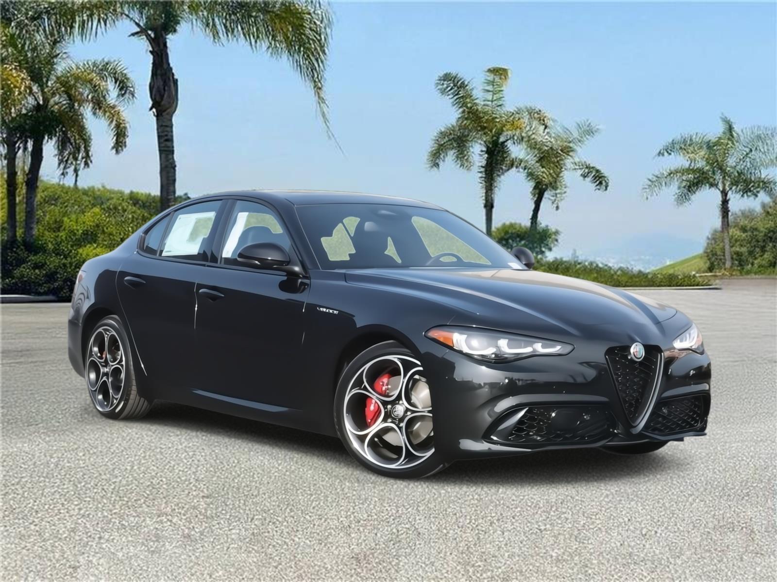 2025 Alfa Romeo Giulia Base's photo