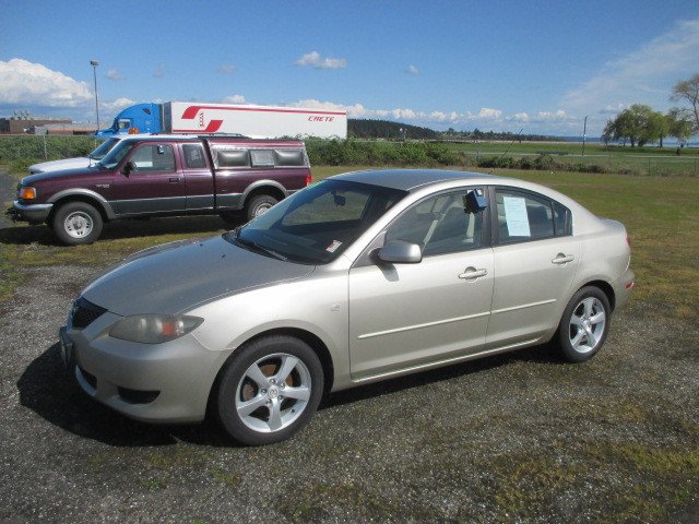 Used 2004 Mazda MAZDA3 I with VIN JM1BK12F941168262 for sale in Oak Harbor, WA