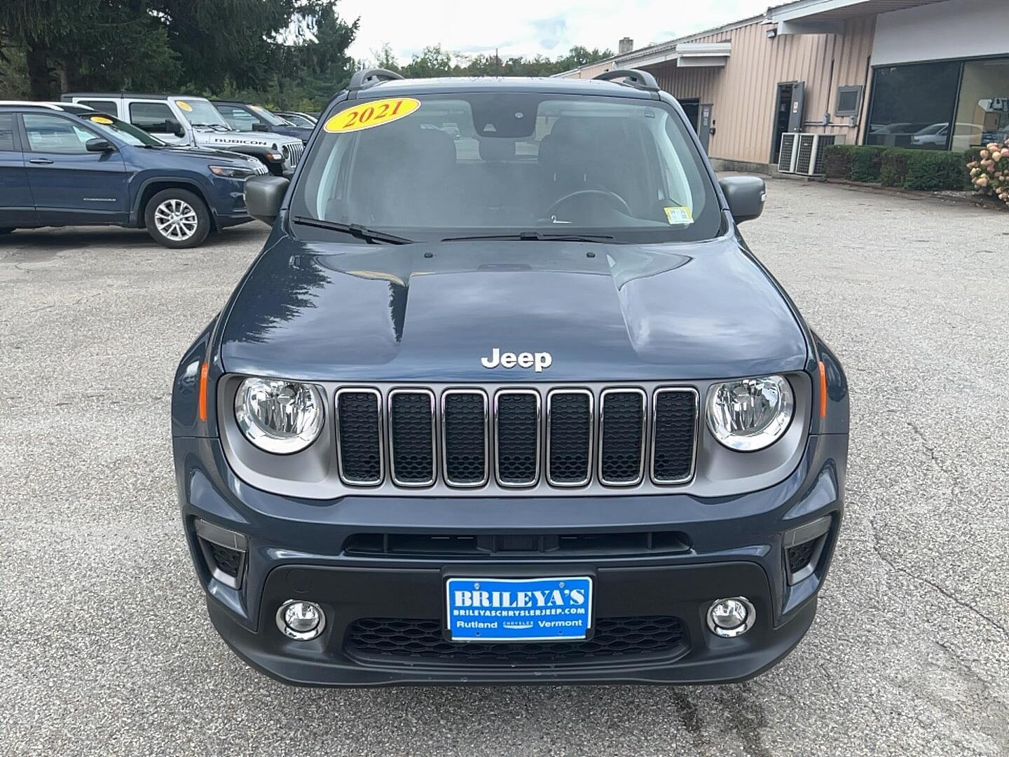 View vehicle photo 2