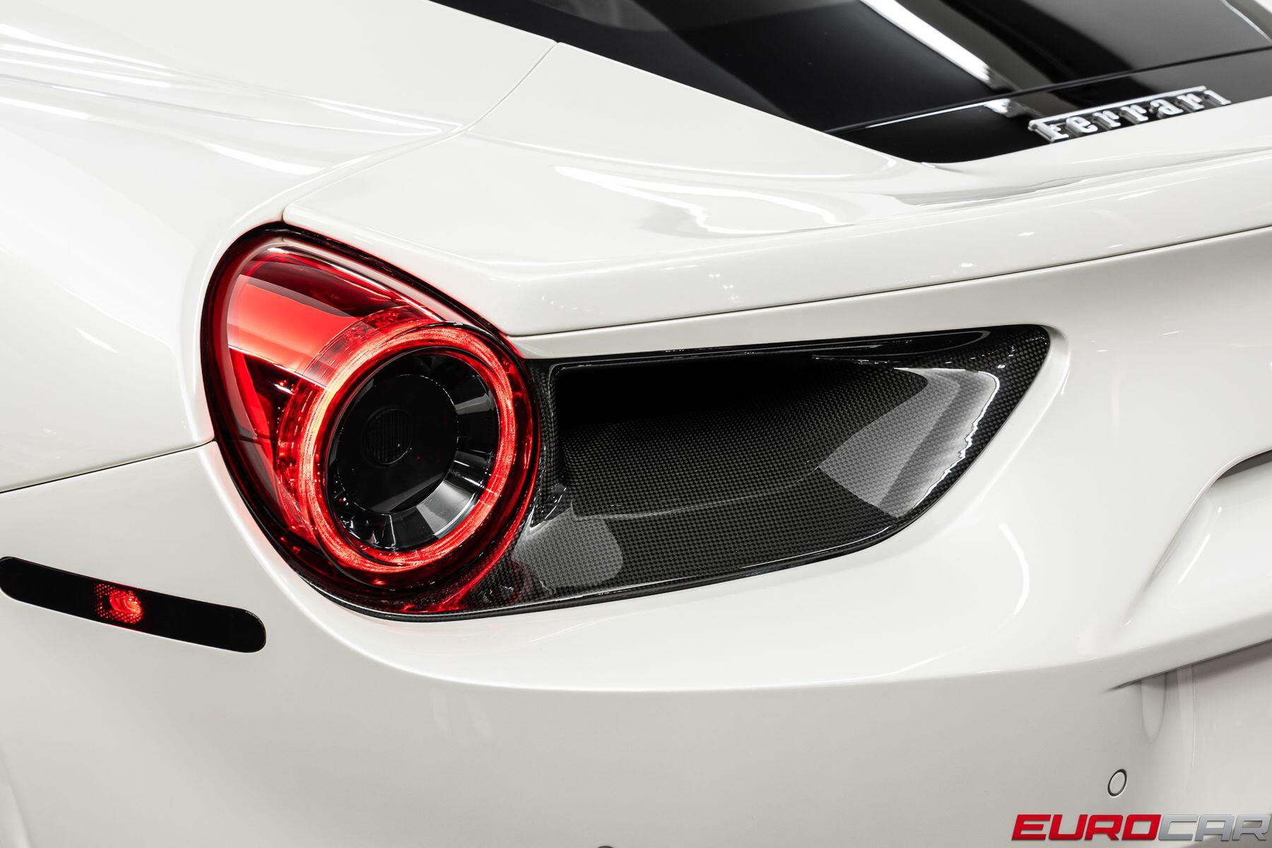 2017 Ferrari 488 GTB *CARBON STEERING WHEEL * IMMACULATE CONDITION*Image 23