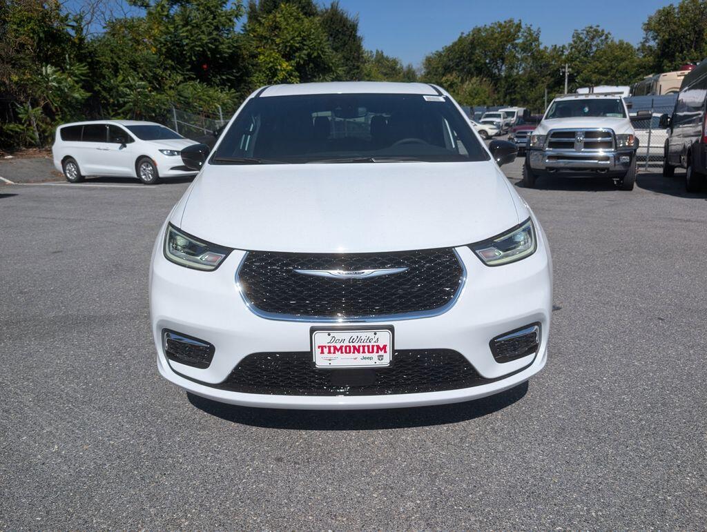 2026 Chrysler Pacifica Select - Photo 31
