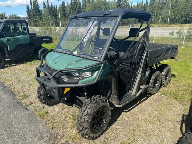 2026 Can-Am DEF 6X6 DPS HD10