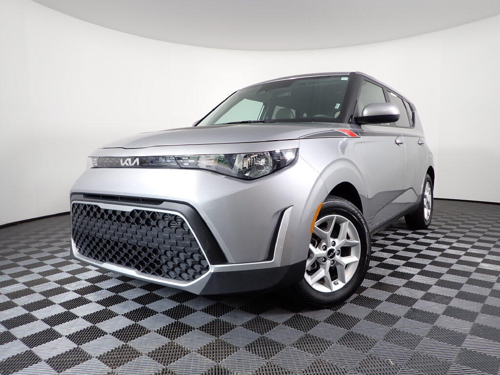 Used 2025 Kia Soul LX with VIN KNDJ23AU8S7962669 for sale in Rockbridge, OH
