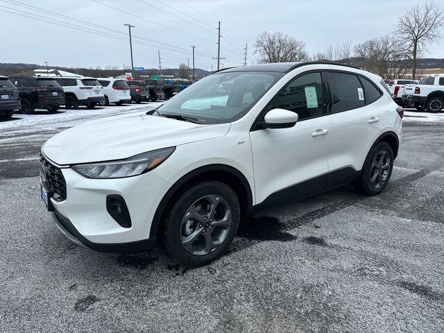2026 Ford Escape ST-Line Select's photo