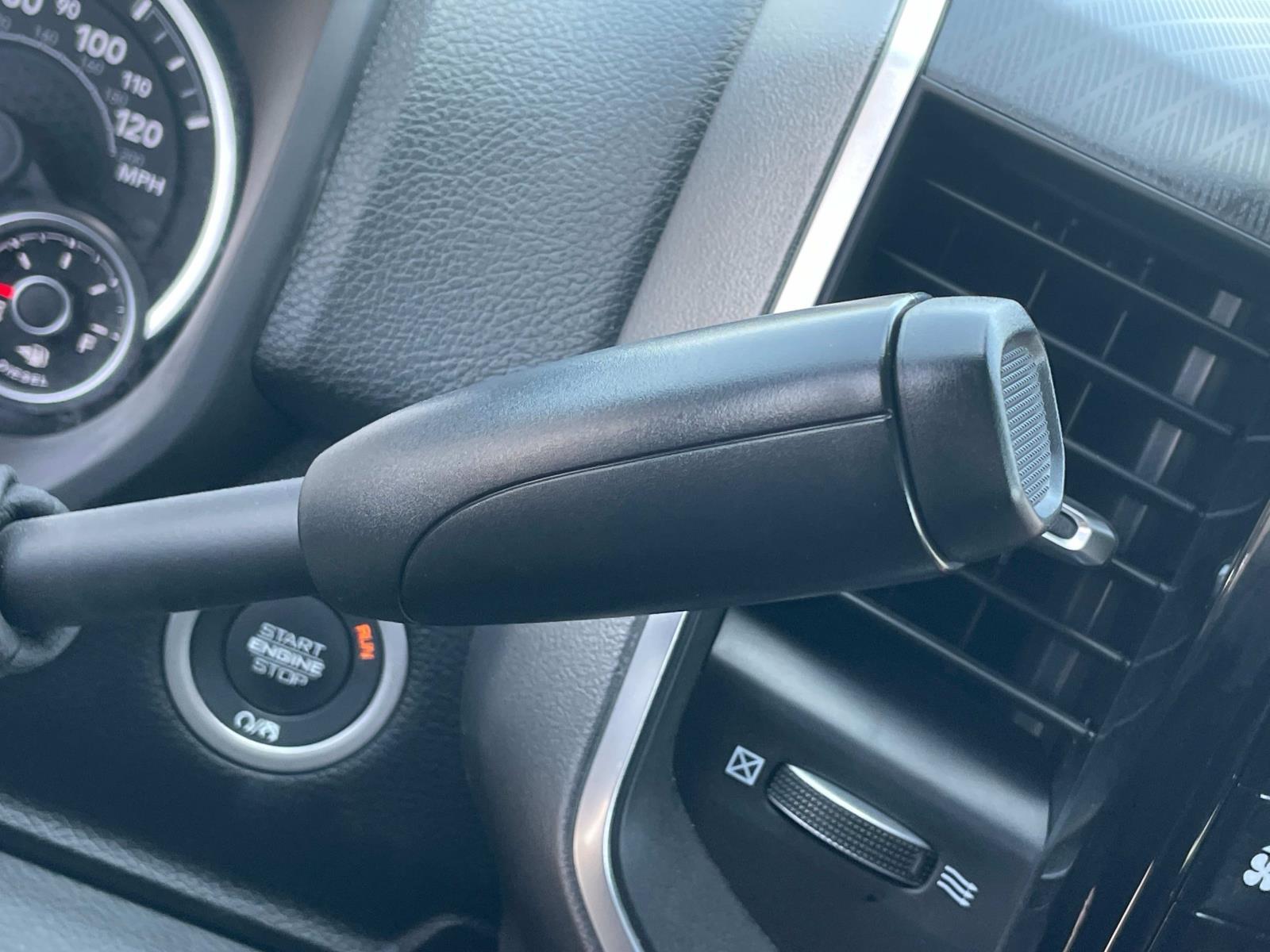 2025 RAM 3500 Big Horn - Photo 15