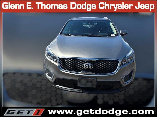 Used 2017 Kia Sorento LX with VIN 5XYPGDA32HG277863 for sale in Signal Hill, CA