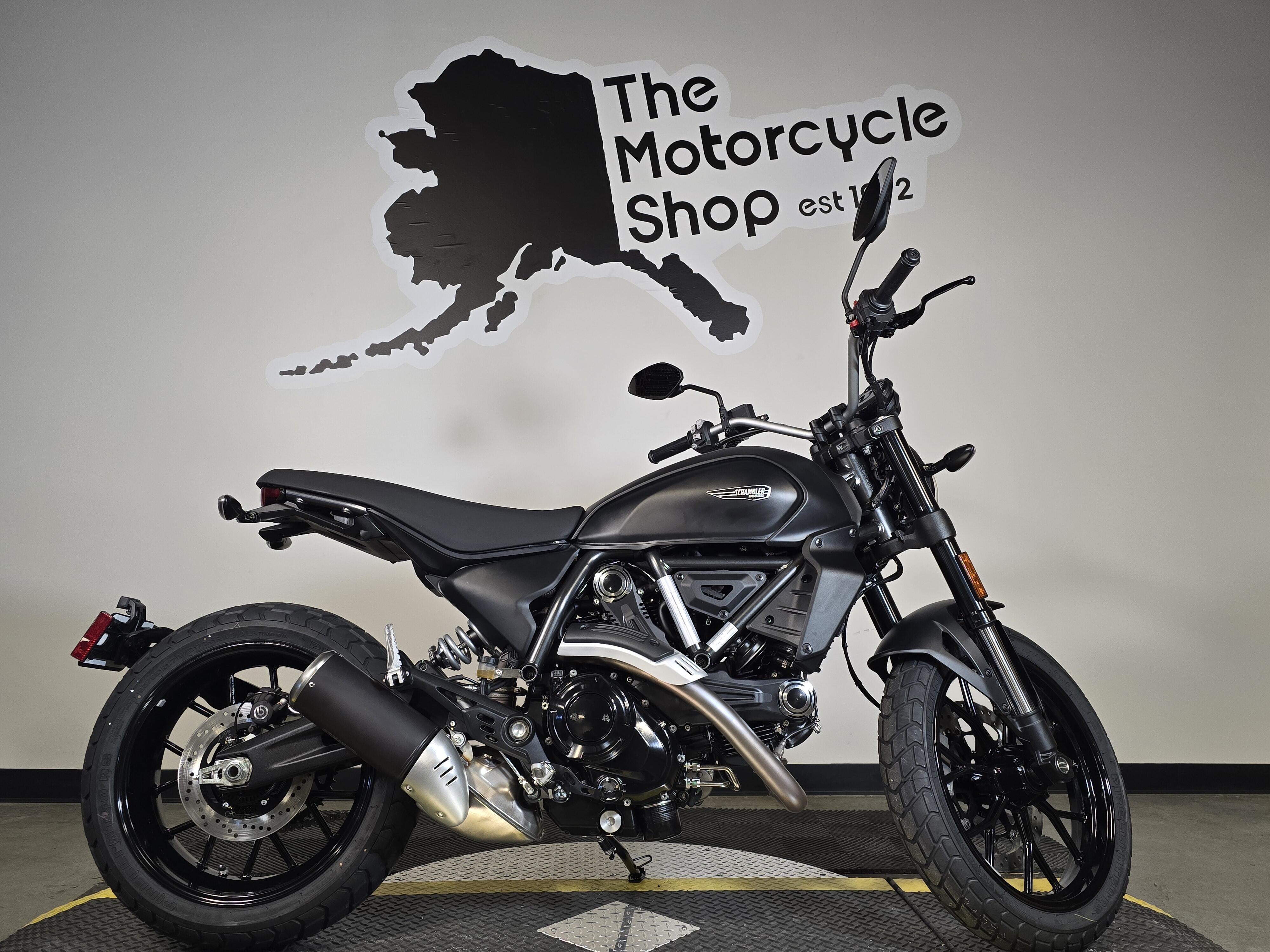 2026 Ducati SCRAMBLER ICON DARK