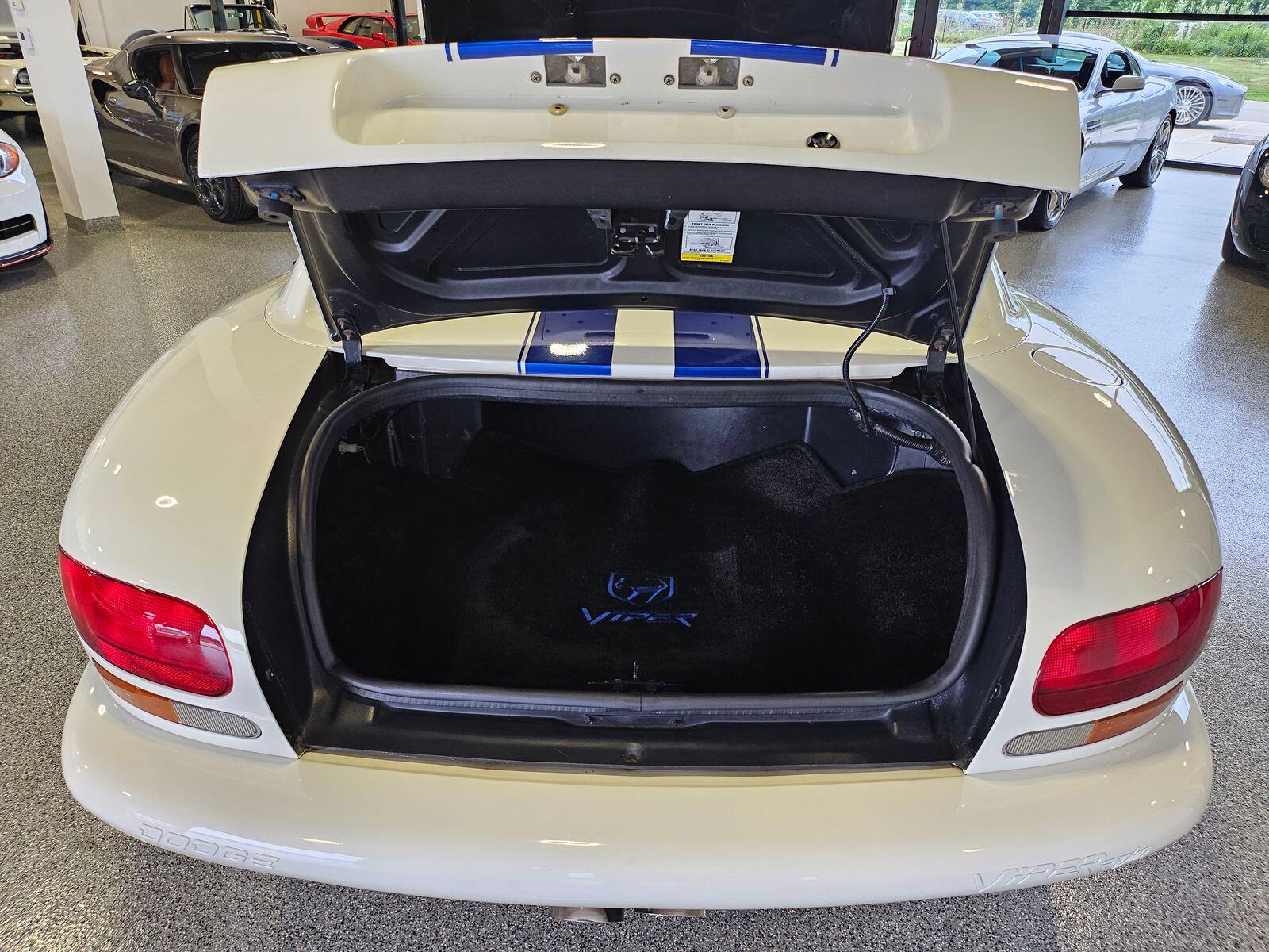 1996 Dodge Viper - Photo 12