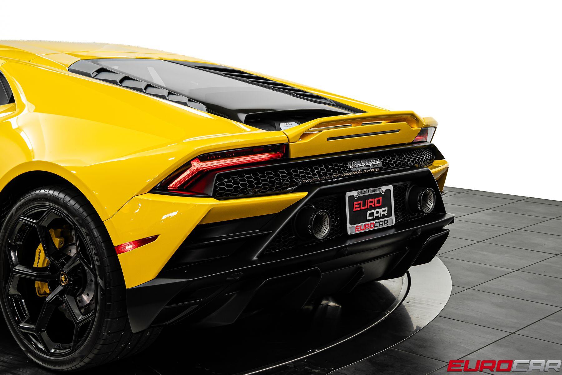 2021 Lamborghini Huracan EVO RWD *CARBON SPORT SEATS * FRONT PPF*Image 17