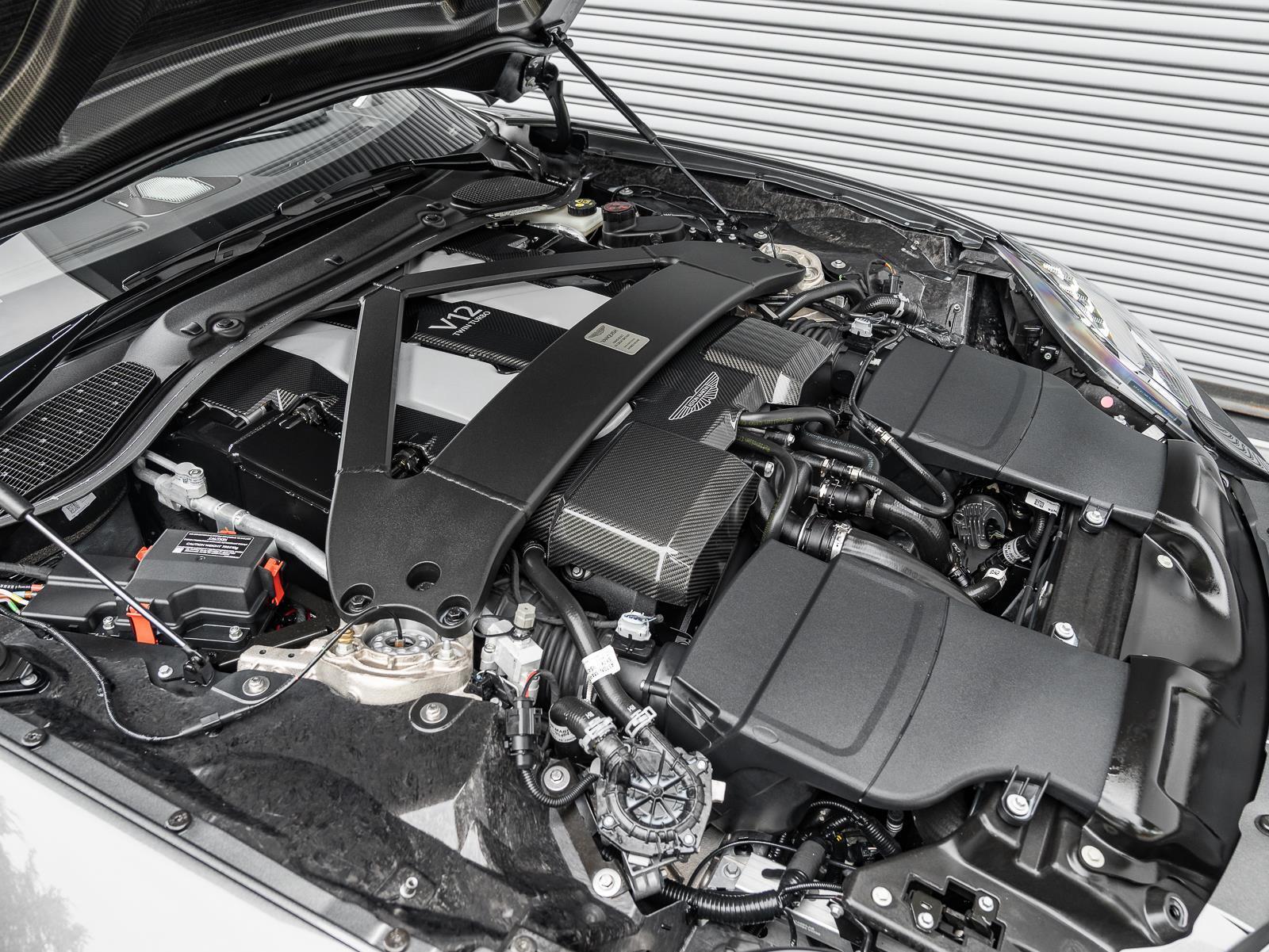 Used 2025 Aston Martin Vanquish Coupe