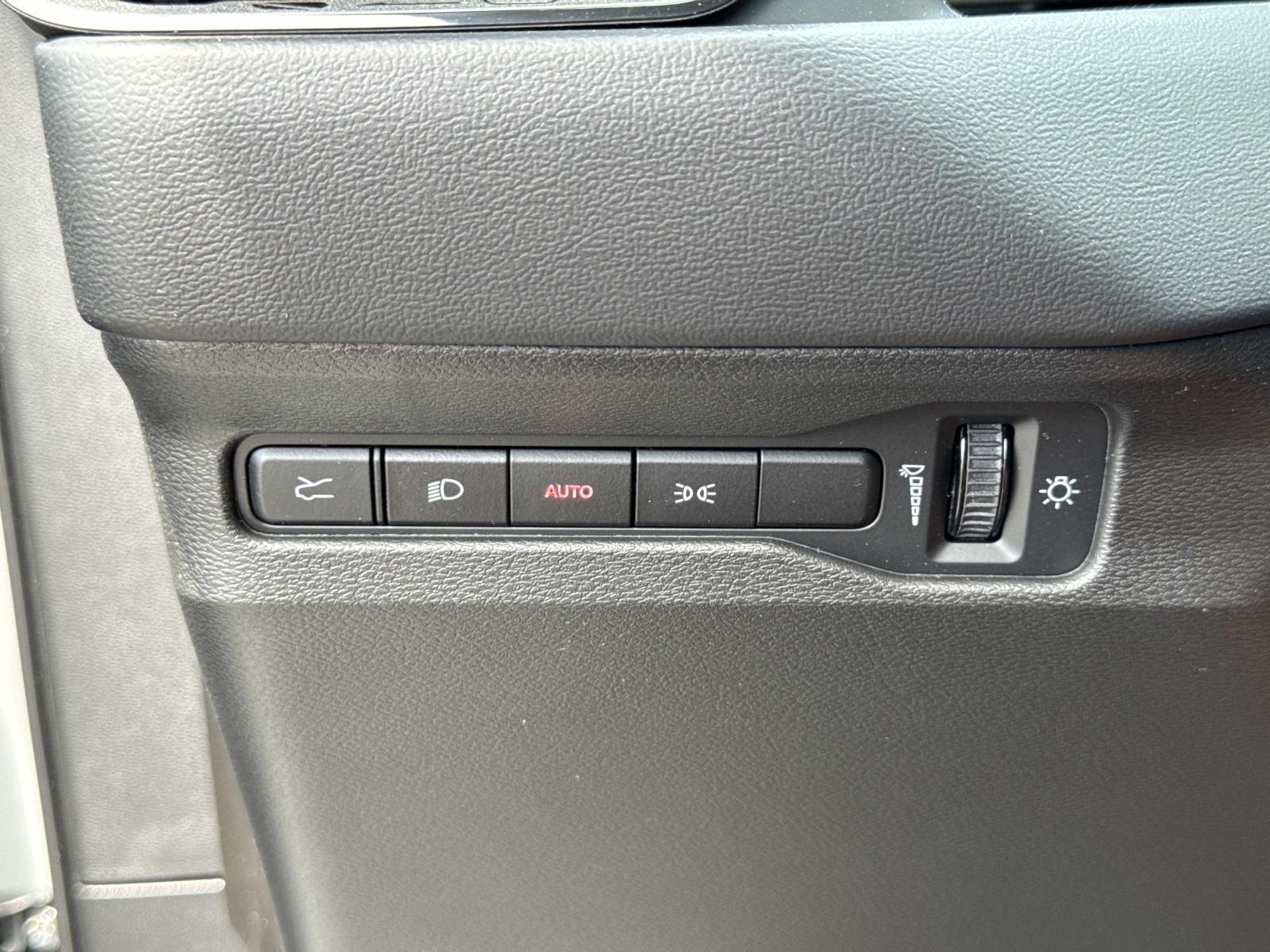 2026 Dodge Charger Scat Pack - Photo 18