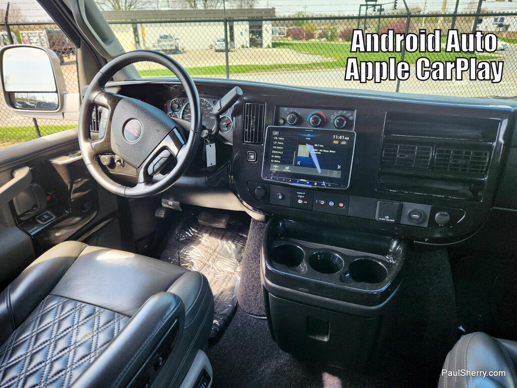 2023 GMC Savana Cargo Work Van - Photo 8