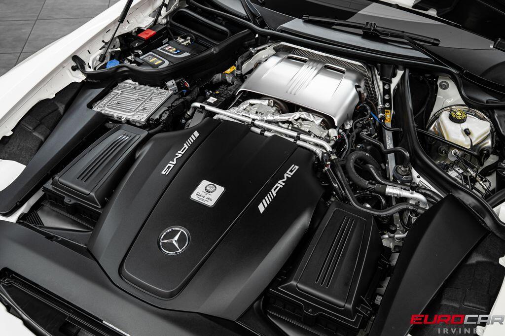 2021 Mercedes-Benz AMG GT Roadster Base - Photo 12