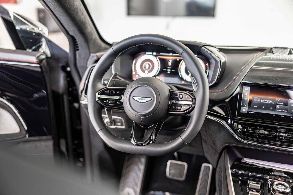 2026 Aston Martin DBX S - Photo 37